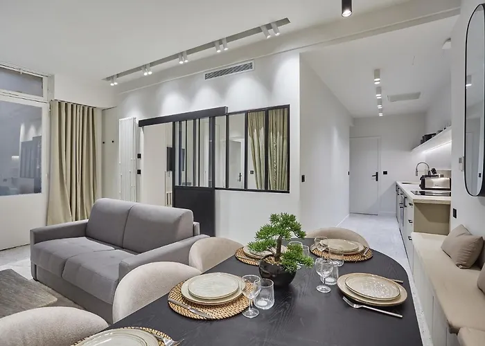 Apartment Sacre Coeur By Studio Prestige