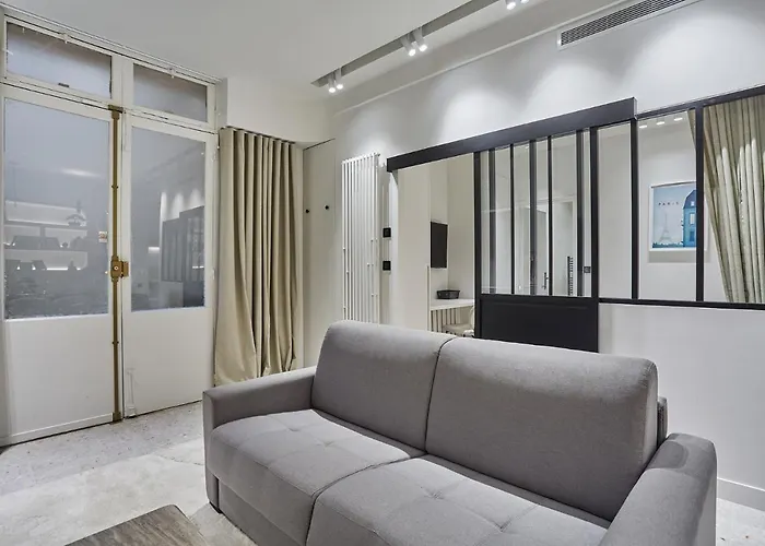 Apartment Sacre Coeur By Studio Prestige